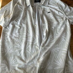 NWOT! O'Neill Cream Tropical Leaf Print Shirt